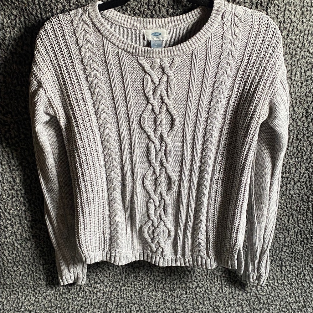 Old Navy sweater Gray Ladies Sweater
